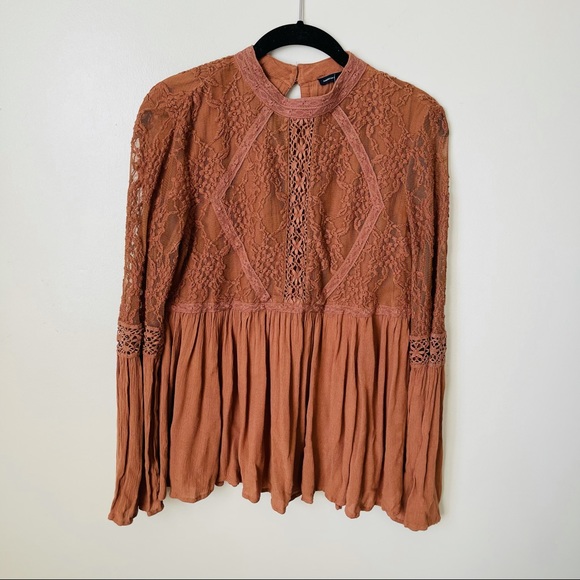 American Eagle Outfitters Tops - American Eagle Outfitters Lace Boho Top Medium